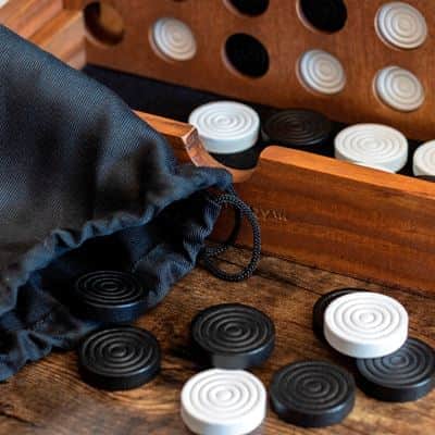 ארבע בשורה מעץ | Iron & Glory