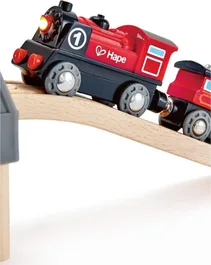 קטר עם סוללות | HAPE